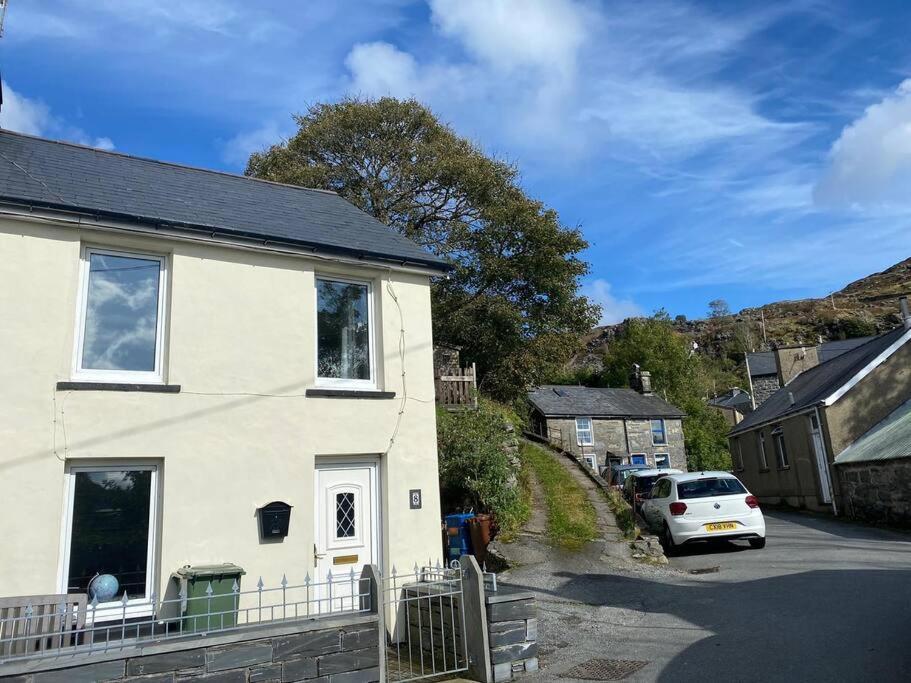 Zipworld Waterfalls Eryri Dogs Welcome 3 Bed Sleeps 5 Blaenau Ffestiniog Bagian luar foto
